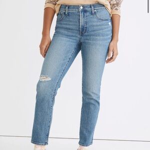 Madewell Mid-Rise Perfect Vintage Jean in Ainsdale Wash: Knee-Rip Edition